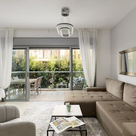 Quiet Hideaway & Terrace Near Beach By Feelhome Tel Aviv Buitenkant foto