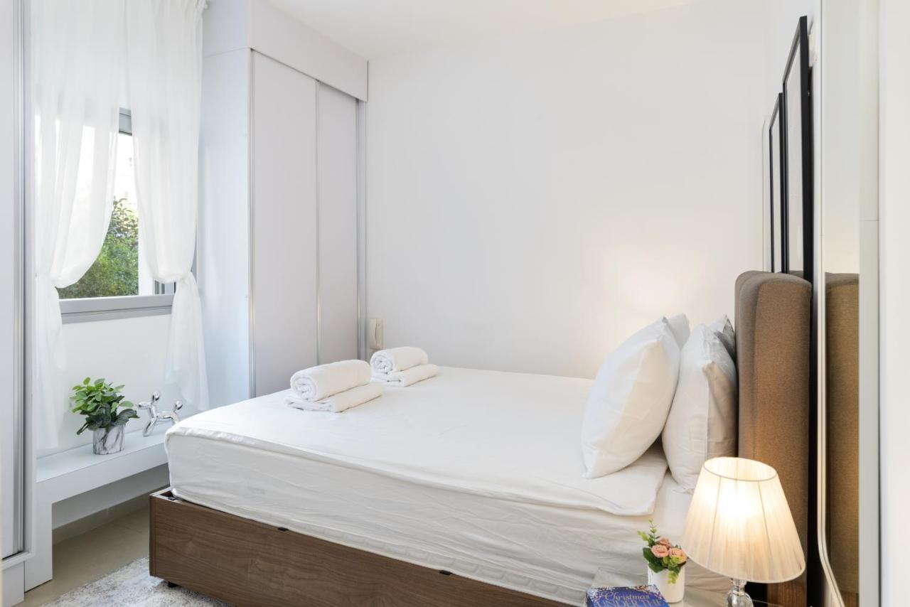 Quiet Hideaway & Terrace Near Beach By Feelhome Tel Aviv Buitenkant foto