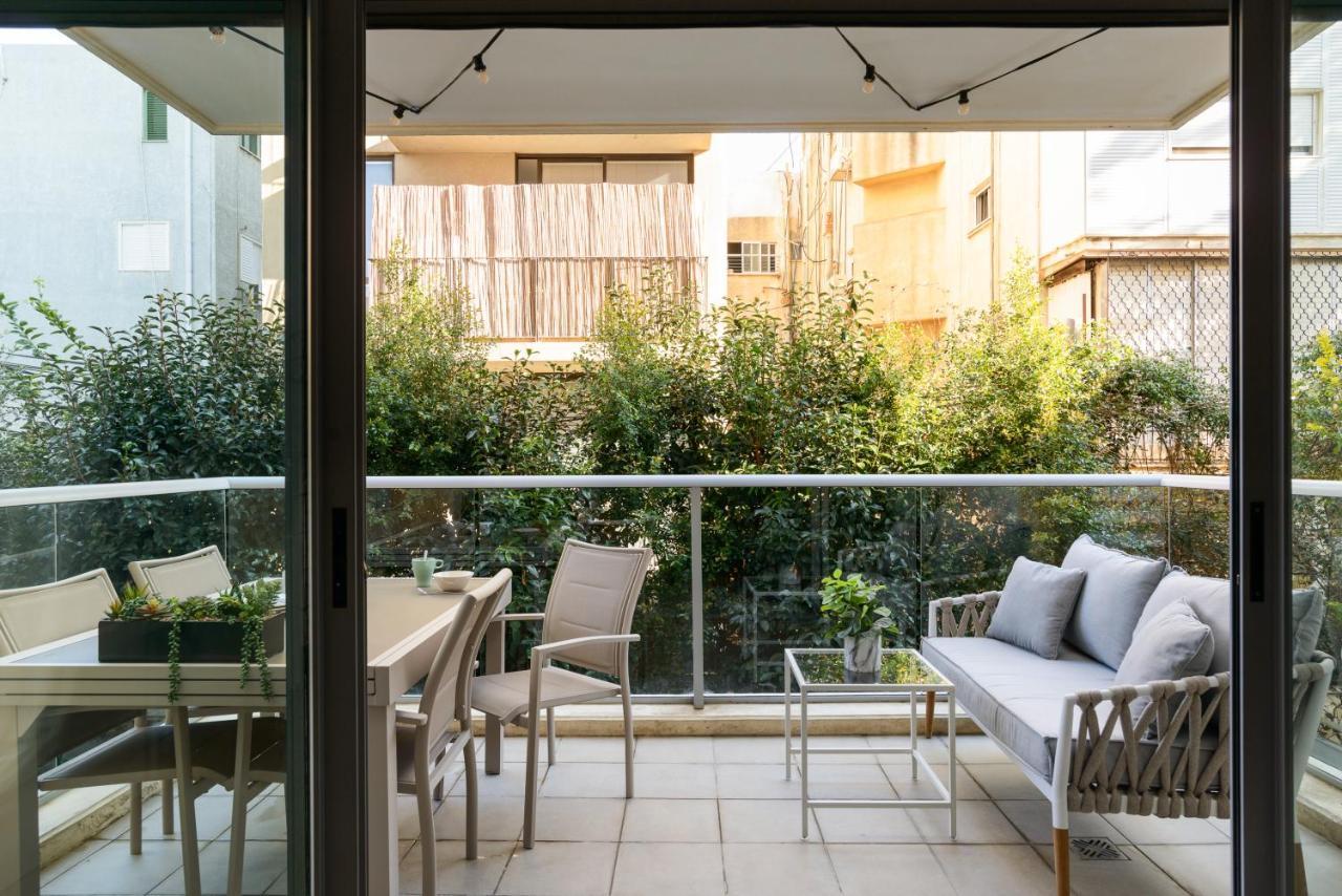Quiet Hideaway & Terrace Near Beach By Feelhome Tel Aviv Buitenkant foto